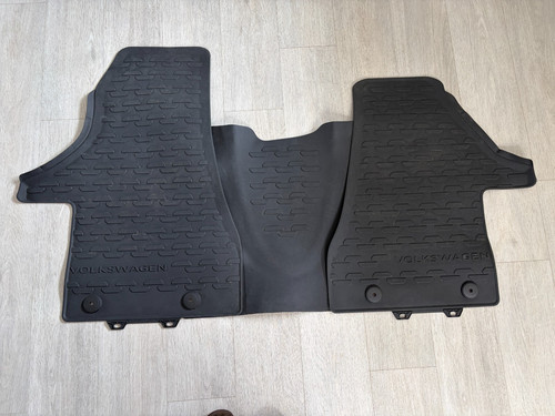 Volkswagen 1 rhd - t6.1,